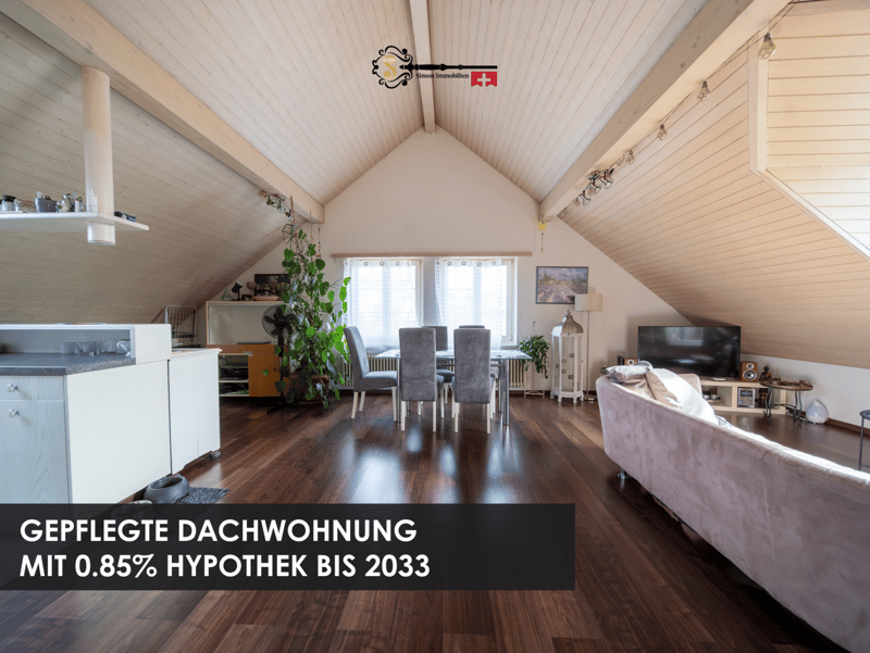 RESERVIERT  Schöne 6.5-Zimmer Dachwohnung mit eindrucksvollen Raumhöhen (1)
