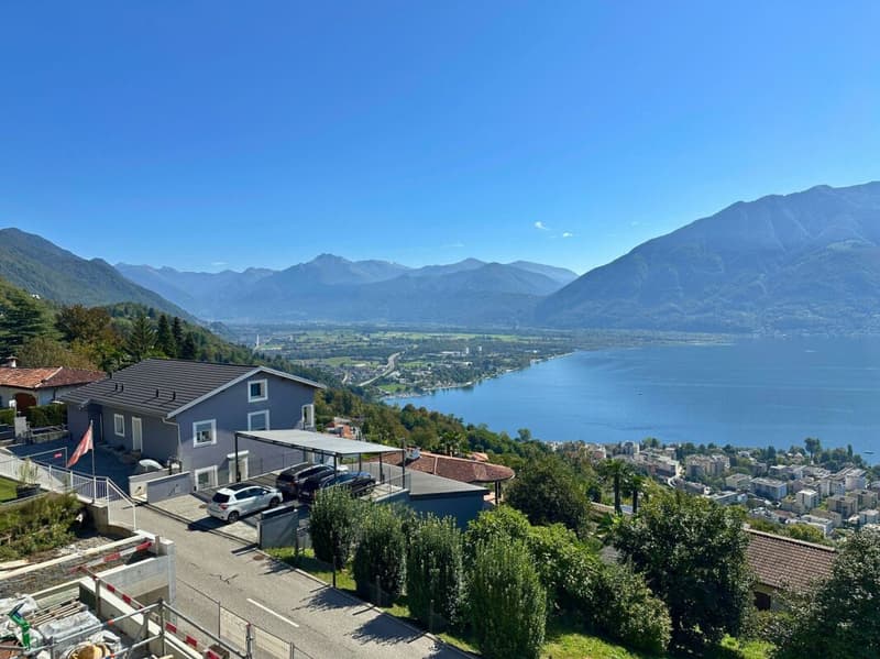 Moderno ed elegante appartamento di 4.5 locali con terrazza panoramica e spettacolare vista lago (5)