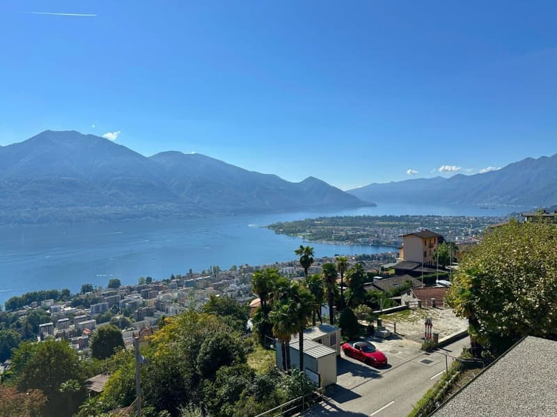 Moderno ed elegante appartamento di 4.5 locali con terrazza panoramica e spettacolare vista lago (6)