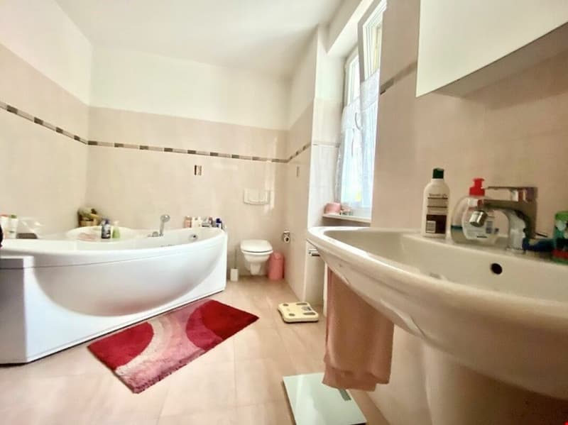 Rinnovata casa indipendente in zona verdeggiante e tranquilla (7)