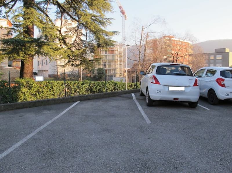 Vendesi appartamento di 3.5 locali al primo piano (9)
