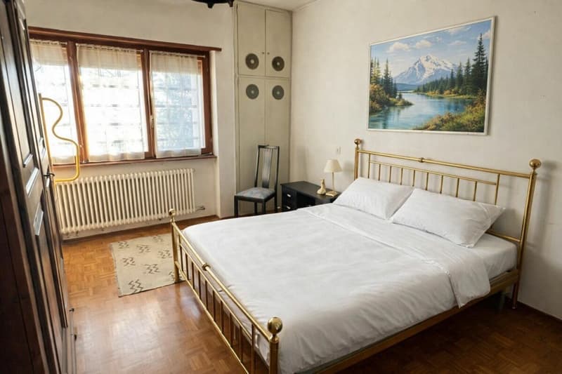 Casa unifamiliare in zona tranquilla e con vista, da ristrutturare (8)