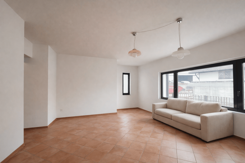 Casa unifamiliare con rustico, ampio giardino e piazzale privato (10)