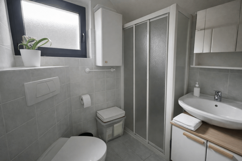 Casa unifamiliare con rustico, ampio giardino e piazzale privato (19)