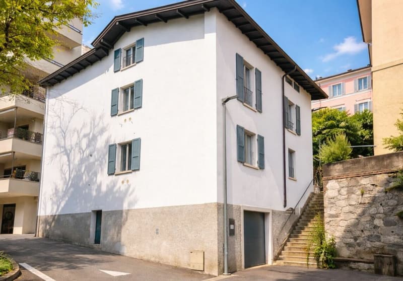 Graziosa casa unifamiliare nel centro storico, ristrutturata (4)