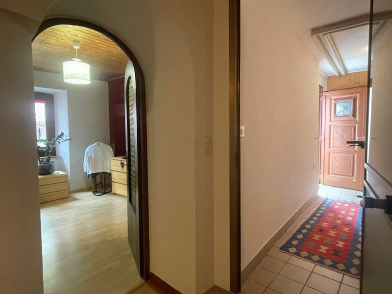 Graziosa casa unifamiliare in zona tranquilla (14)