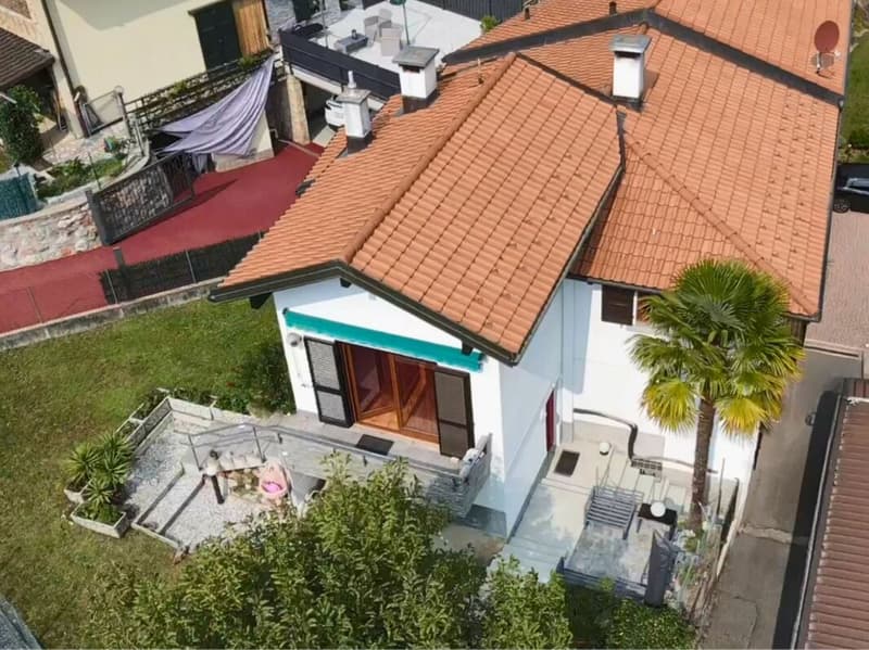 Graziosa casa unifamiliare in zona tranquilla (20)