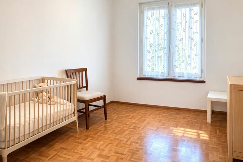 Meravigliosa casa unifamiliare con giardino, vista e posizione soleggiata (12)