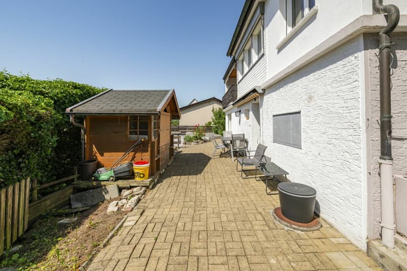 IHR WOHNTRAUM MIT AUSBAU- ODER ERWEITERUNGSPOTENZIAL AN TOP LAGE IN BERINGEN (27)