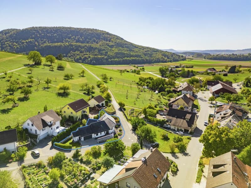Fantastisches Einfamilienhaus in der malerischen Weinbaugemeinde Osterfingen (2)