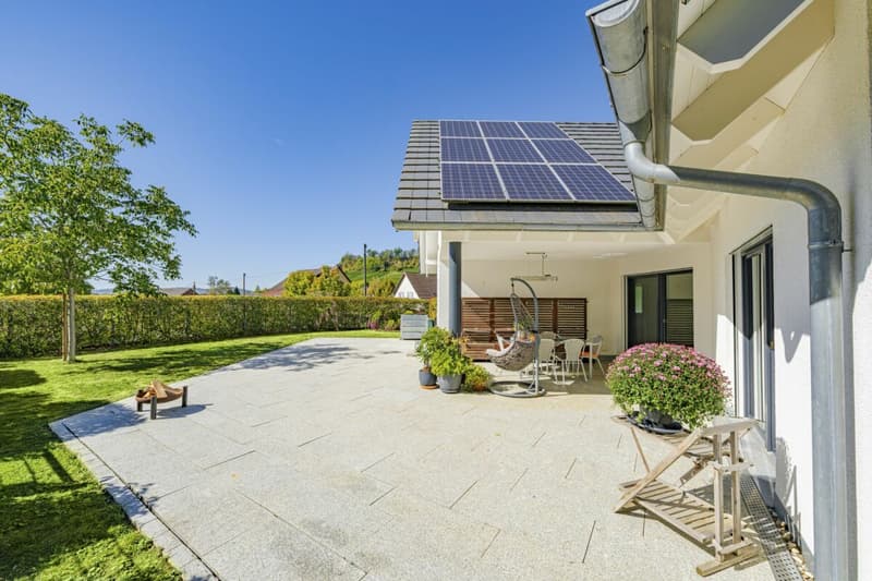 Fantastisches Einfamilienhaus in der malerischen Weinbaugemeinde Osterfingen (3)