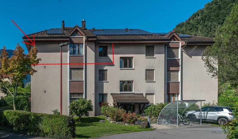 Besucherparkplätze vor dem Haus