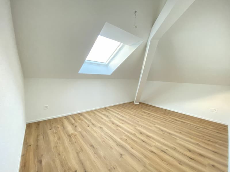 4.5 Zimmer Wohnung mit Aussicht ins Grüne (4)