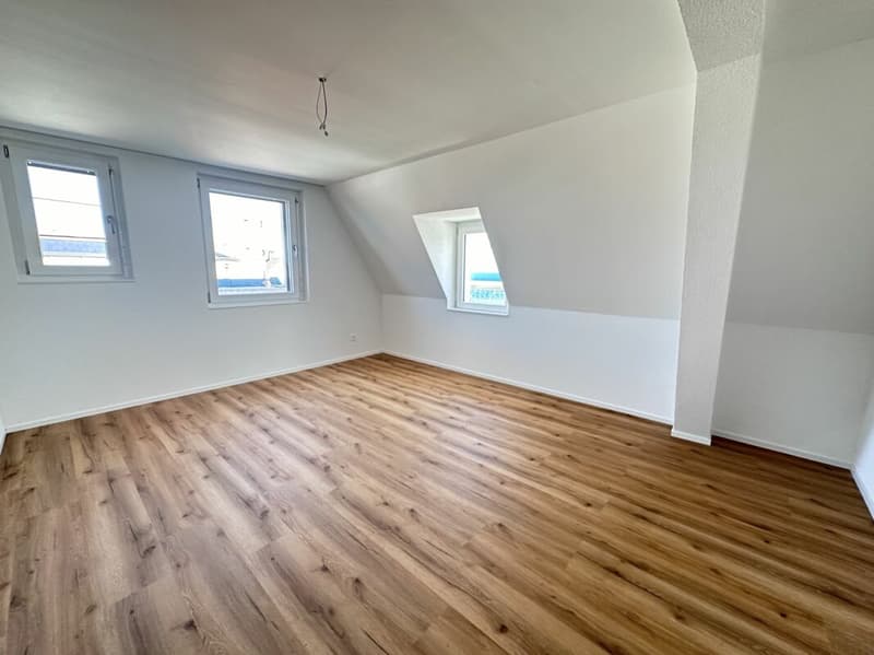 4.5 Zimmer Wohnung an Zentraler Lage (8)