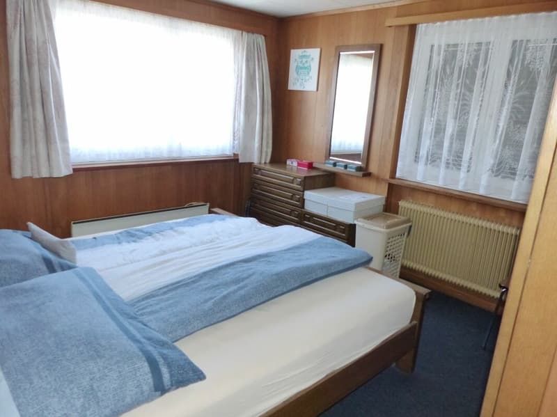 Grande maison unifamiliale de 9 pièces avec un grand potentiel dans un emplacement de rêve (7)