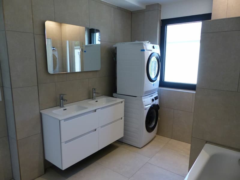 ATTRAKTIVE 4.5 ZIMMER-ATTIKA ZUM MIETEN / NEUBAU (13)