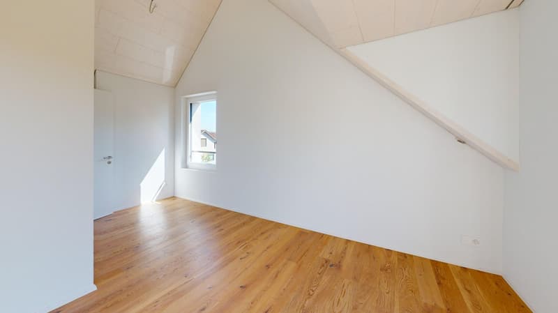 Erstvermietung 2.5 Zimmer-Dachwohnung ca. 65 m2 in 2-Familienhaus (8)