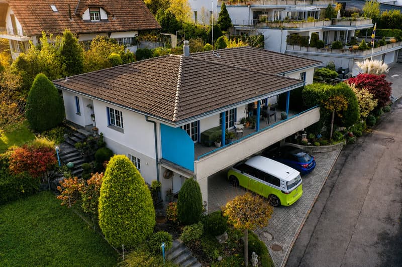 Grosszügiges 6.5-Zimmer-Einfamilienhaus am Rebberg: Weitsicht, Sonne und viel Privatsphäre (11)