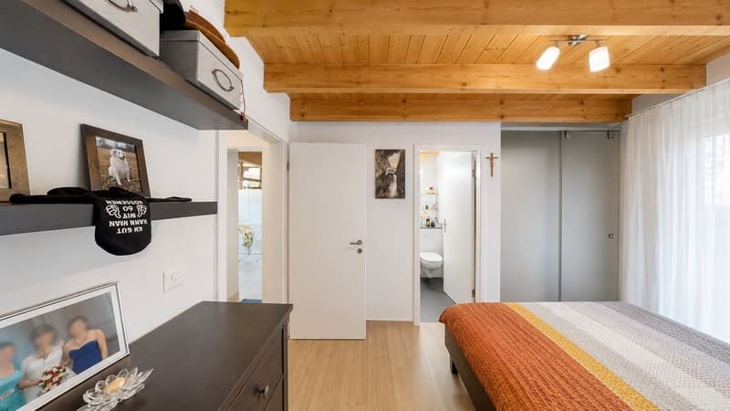 5½-Zimmer-Reiheneckhaus mit Charakter und Garten (10)