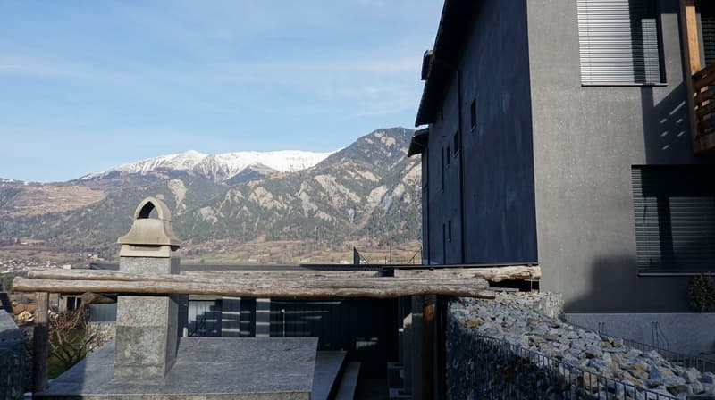 Summaprada - Mehrfamilienhaus mit 11 Wohnungen und Lagerhalle (2)