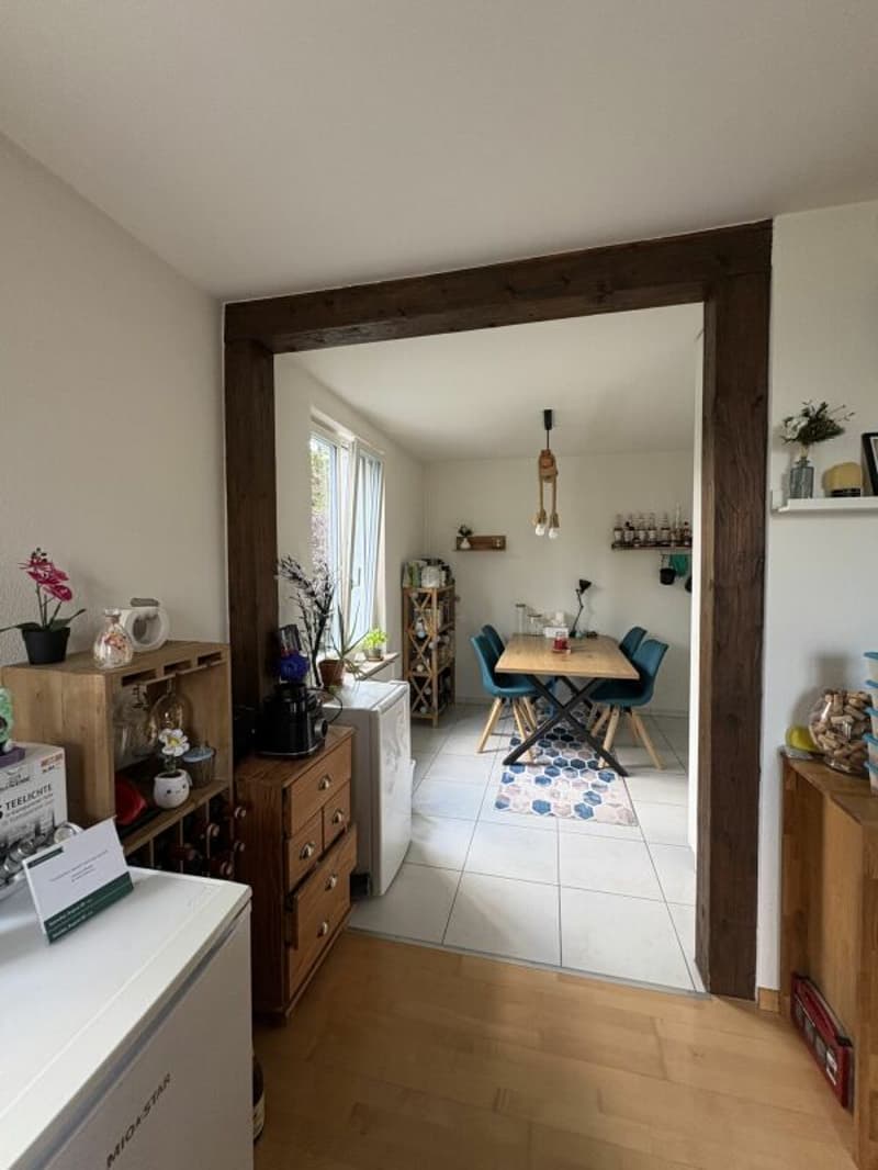 Charmante 2-Zimmerwohnung mit Altbauflair im Grünen (2)