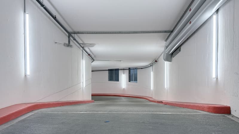 Ihr Einstellplatz beim Bahnhof Glattbrugg (3)