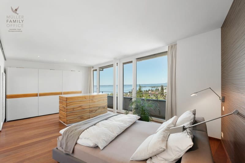 Einzigartige und luxuriöse Penthouse-Wohnung mit spektakulärer Seesicht (11)