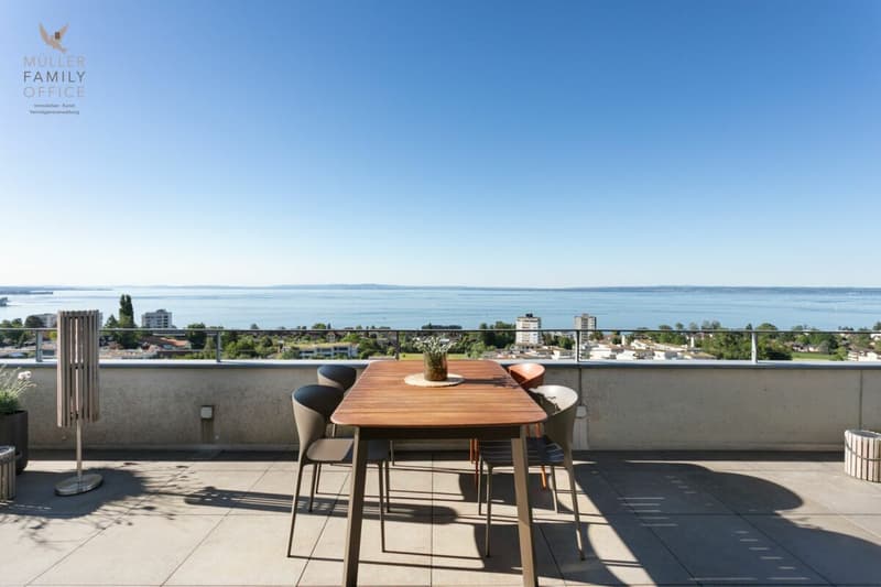 Einzigartige und luxuriöse Penthouse-Wohnung mit spektakulärer Seesicht (4)
