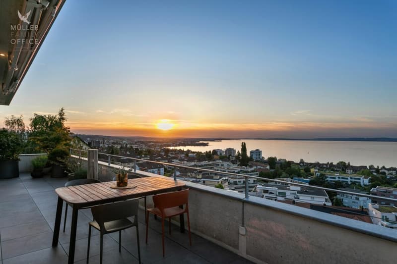 Einzigartige und luxuriöse Penthouse-Wohnung mit spektakulärer Seesicht (7)