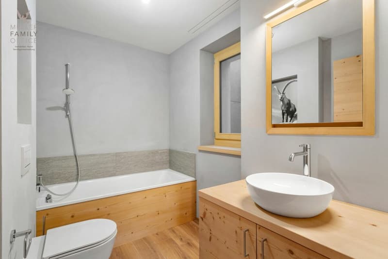 Neubau Wohntraum im modernen Bergchic - 3 1/2 Zimmer-Wohnung mit schönem Balkon (Zweitwohnung) (12)