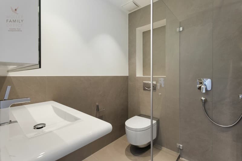 Ruhige Eleganz mit Aussicht - 5 1/2 Zimmer-Attika-Wohnung mit Blick auf den Bodensee (13)