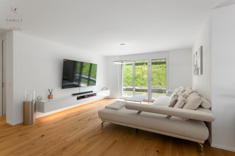 Wohnen wie im Einfamilienhaus - Exklusive 4 1/2 Zimmer-Gartenwohnung mit schöner Seesicht, viel Privatsphäre und hochwertigem Ausbau (7)