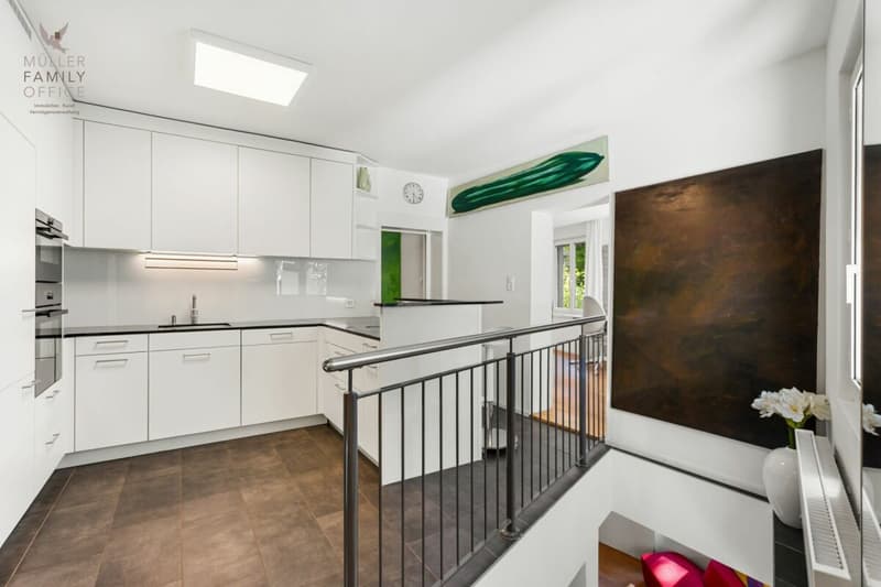 Urbanes Einfamilienhaus mit Atelier nahe Altstadt und Mülenenschlucht (11)