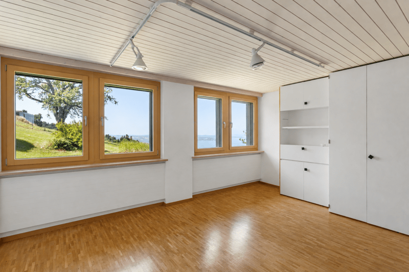 Schönes 6 1/2 Zimmer-Einfamilienhaus mit Gartenparadies und herrlichem Bodenseeblick (12)
