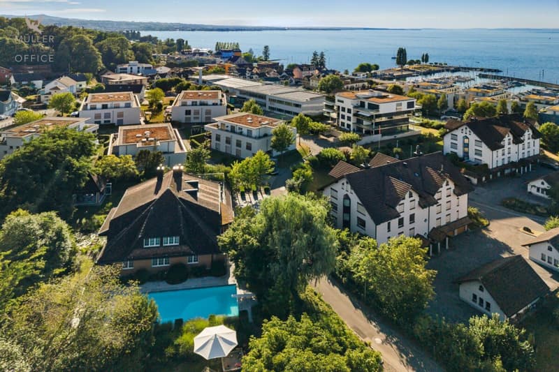 Traumhafte Landhausvilla mit Pool und idyllischer Gartenanlage (3)