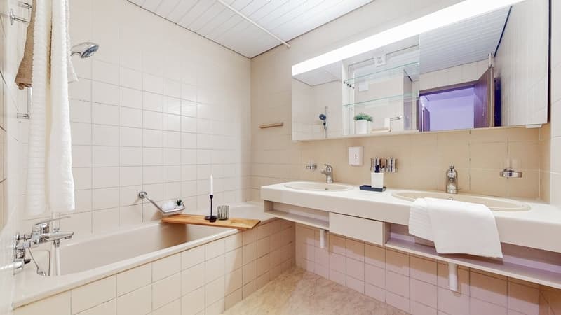 4.5-Zi-Whg-in-Langnau-Bad.jpg