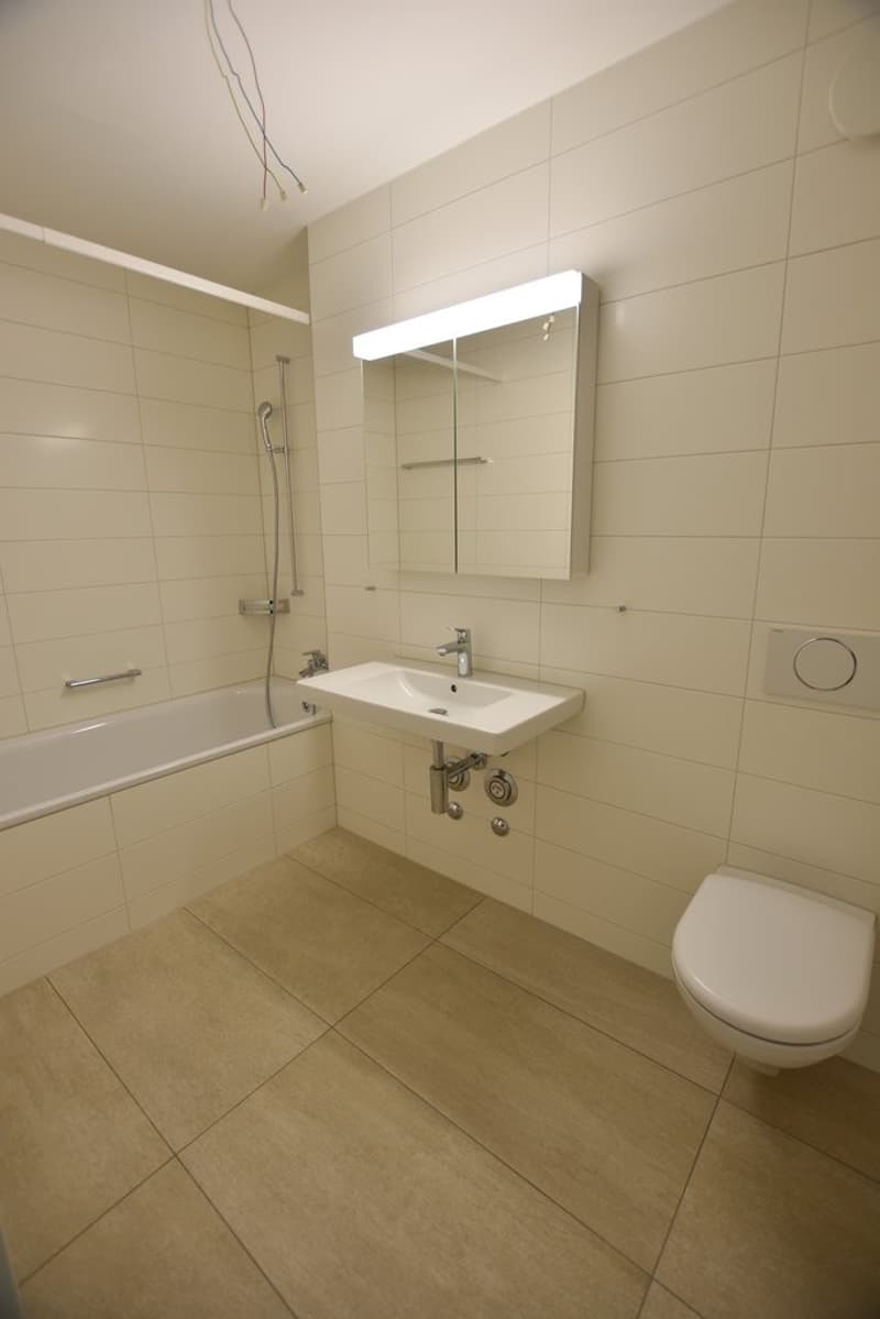Badezimmer mit Badewanne