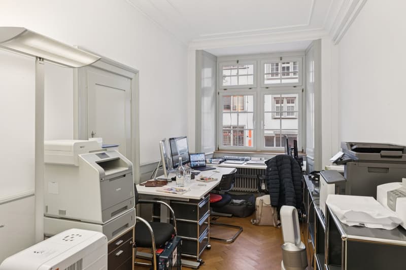 Repräsentative 5-Zimmer-Büroräume in der Schaffhauser Altstadt (10)