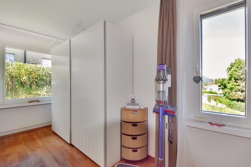 Ruhig gelegenes 6.5-Zimmer-Einfamilienhaus mit herrlicher Weitsicht (11)