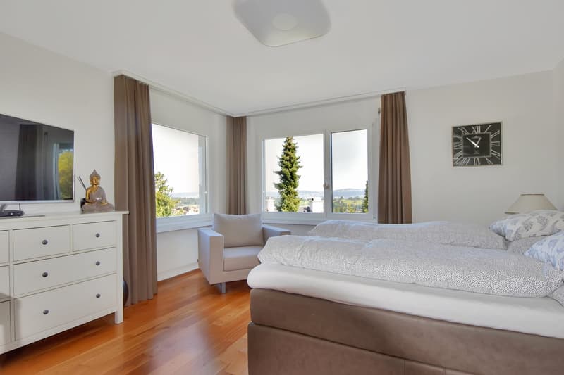 Ruhig gelegenes 6.5-Zimmer-Einfamilienhaus mit herrlicher Weitsicht (8)