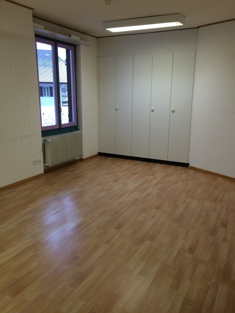 Espace commercial au centre de Konolfingen (8)