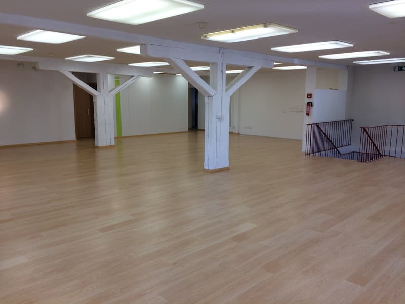 Espace commercial au centre de Konolfingen (9)