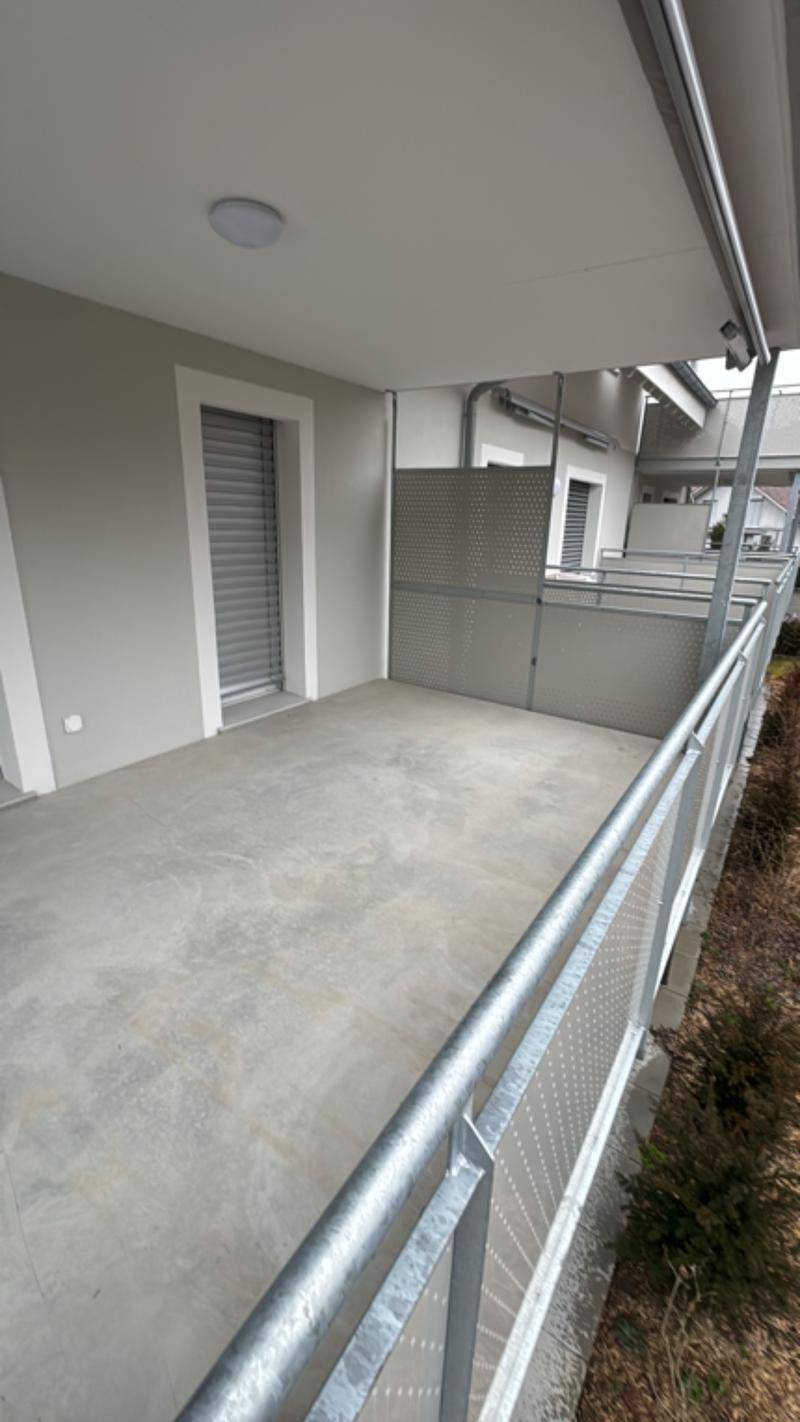 Charmante 3.5-Zimmer-Wohnung mit Balkon in Zollbrück (8)