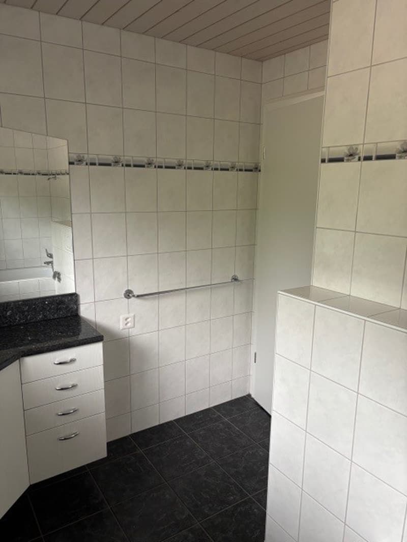 Charmantes 5.5-Zimmer-Einfamilienhaus in Mirchel zu vermieten (10)