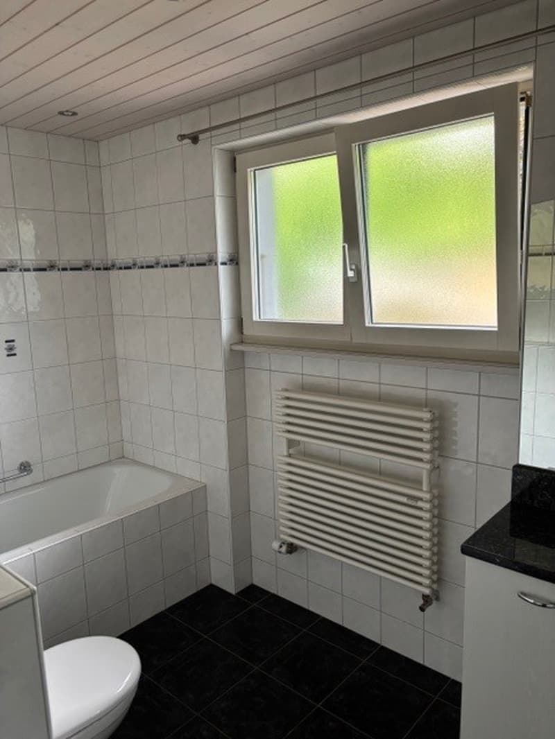Charmantes 5.5-Zimmer-Einfamilienhaus in Mirchel zu vermieten (12)