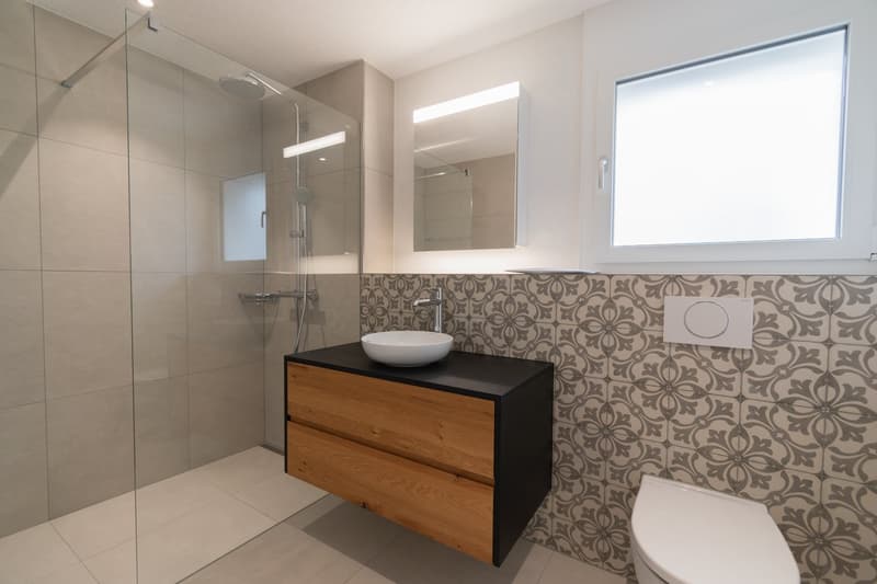 Moderne 3.5-Zimmer-Wohnung im Erdgeschoss in Zollbrück (3)