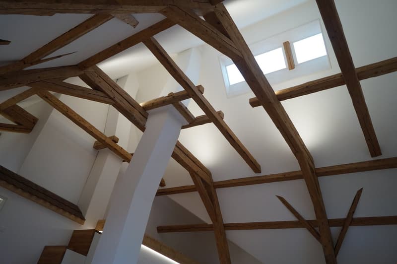 Charmante 2.5-Zimmer-Dachwohnung mit Balkon in Grosshöchstetten (7)
