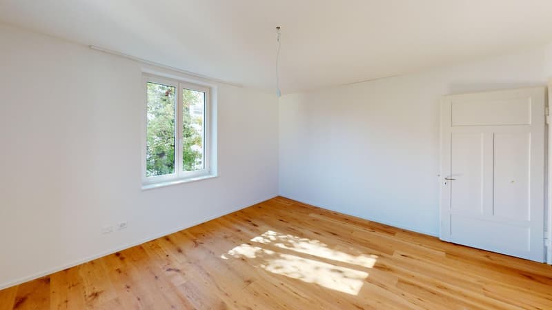 Sanierte 4.5-Zimmer-Altbauwohnung mit Terrasse  und Balkon (5)