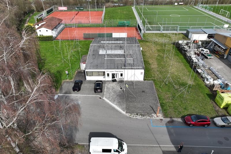 "Exklusives Bauland bei Zürich mit einem bewilligtem Gewerbeprojekt"