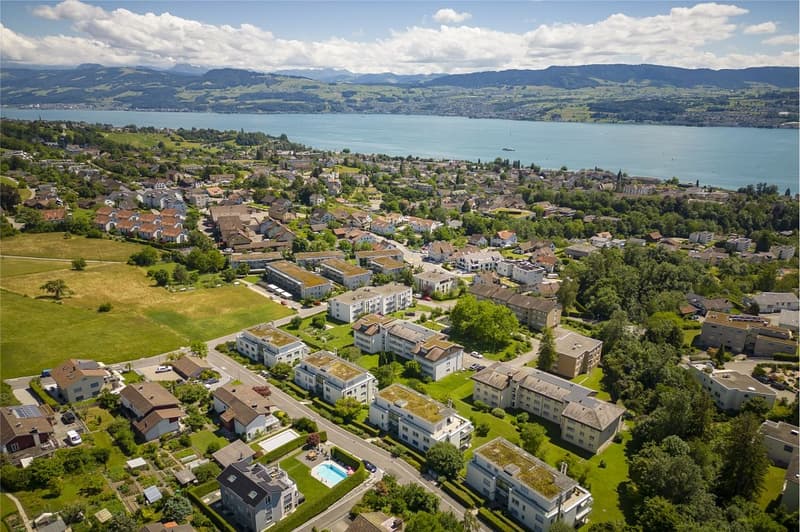 Exklusives Wohnen über dem Zürichsee: Neubau-Doppelhaus in Männedorf (3)